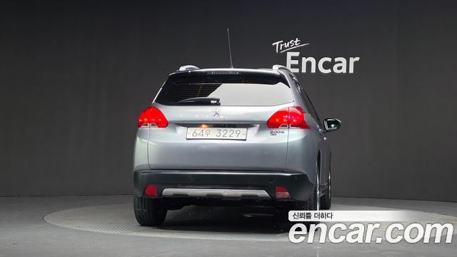 Peugeot 2008 2015 — photo 4