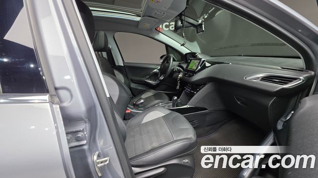 Peugeot 2008 2015 — photo 10
