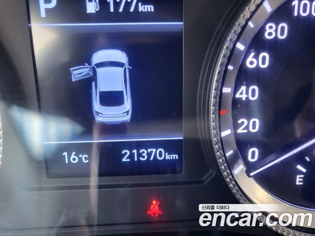 Hyundai Sonata 2021 — photo 7