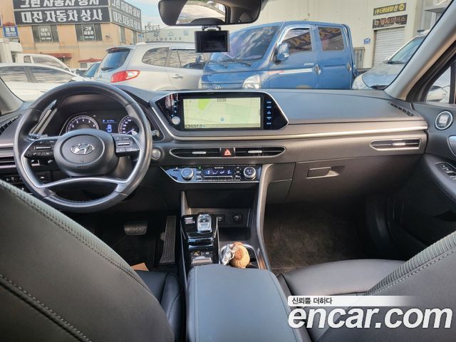 Hyundai Sonata 2021 — photo 18