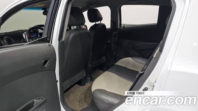 Chevrolet Korea Spark 2014 — photo 11