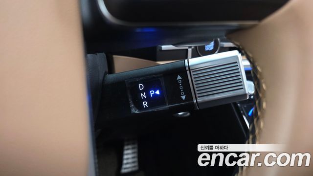 Hyundai Santafe 2024 — photo 12