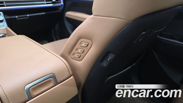 Hyundai Santafe 2024 — photo 35