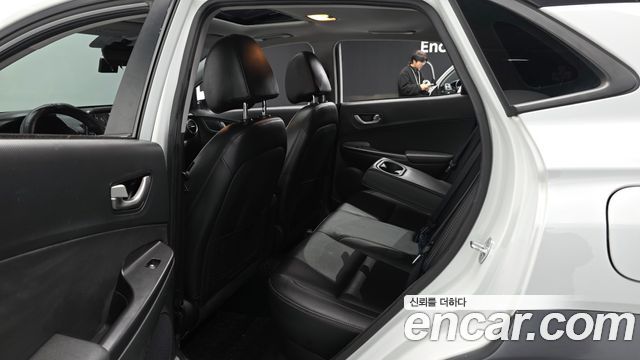 Hyundai Kona 2018 — photo 17
