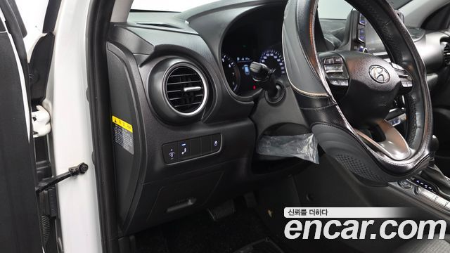 Hyundai Kona 2018 — photo 19