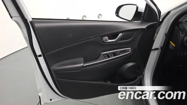 Hyundai Kona 2018 — photo 14