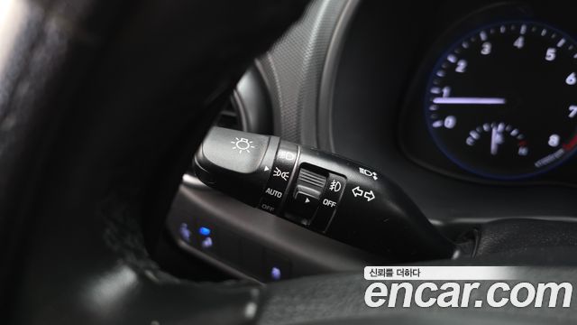 Hyundai Kona 2018 — photo 28