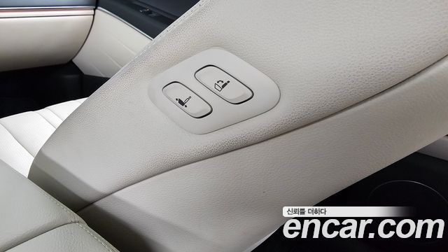 Genesis GV80 2025 — photo 28
