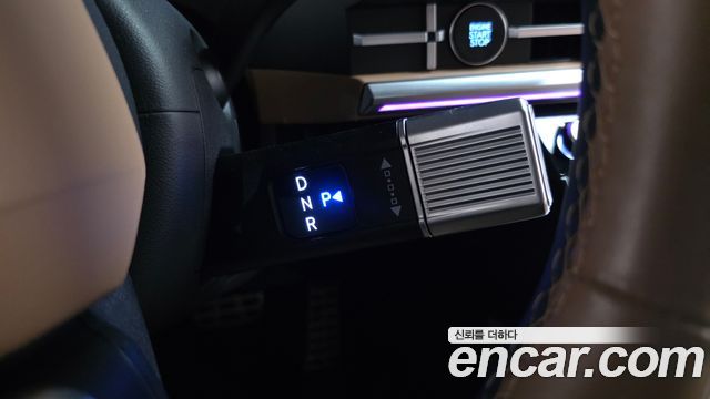 Hyundai Santafe 2025 — photo 12