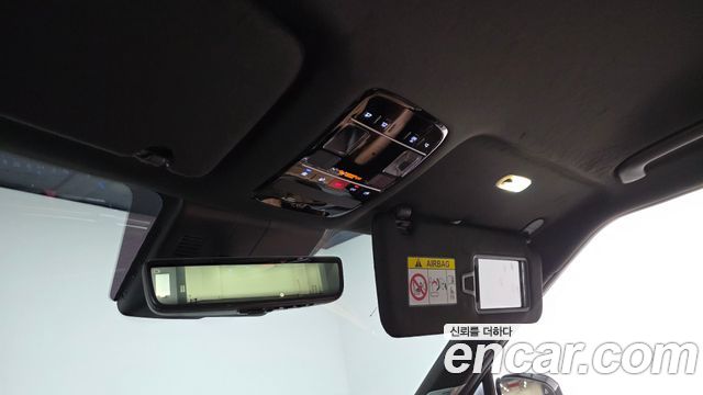 Hyundai Santafe 2025 — photo 29