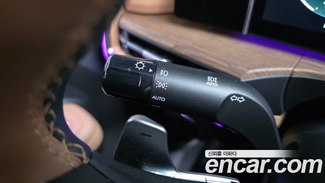 Hyundai Santafe 2025 — photo 32
