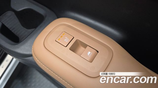Hyundai Santafe 2025 — photo 36