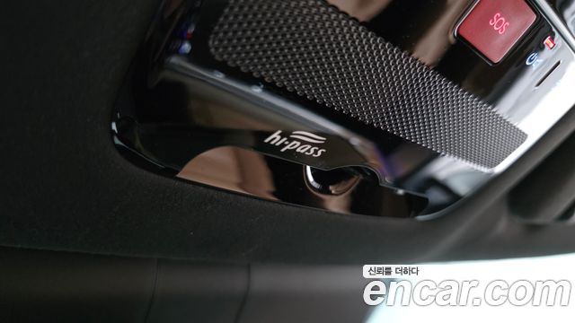Hyundai Santafe 2025 — photo 38