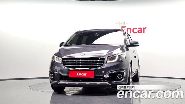 Kia Canival 2015 — photo 3