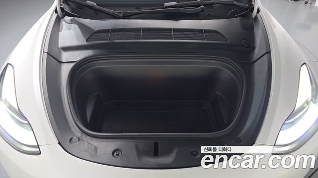Tesla Model Y 2022 — photo 6