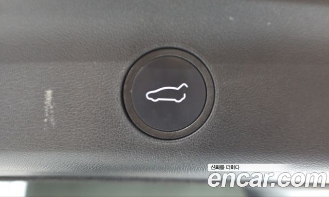 Tesla Model Y 2022 — photo 23