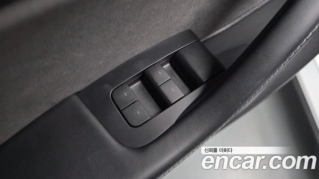Tesla Model Y 2022 — photo 26
