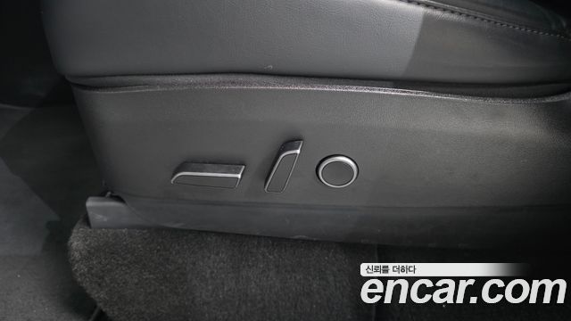 Tesla Model Y 2022 — photo 31