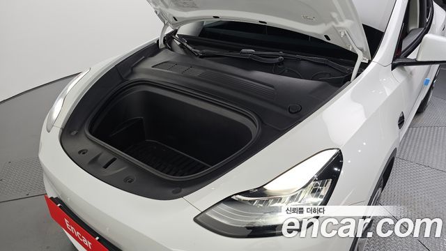 Tesla Model Y 2021 — photo 6