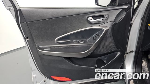 Hyundai Santafe 2015 — photo 14