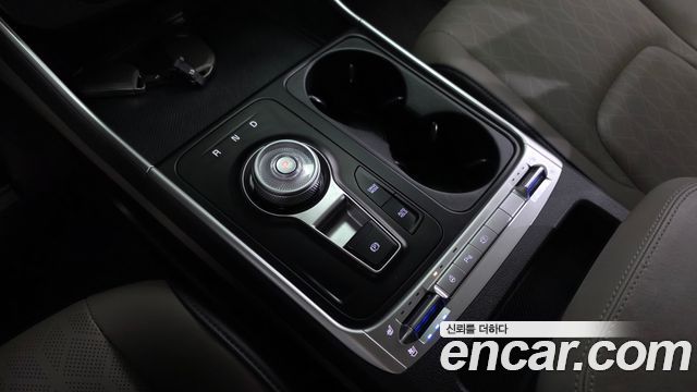 Kia Canival 2025 — photo 12