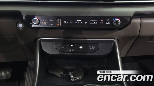 Kia Canival 2025 — photo 25