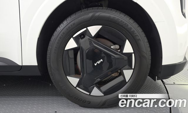 Kia Canival 2025 — photo 7