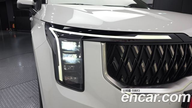 Kia Canival 2025 — photo 8