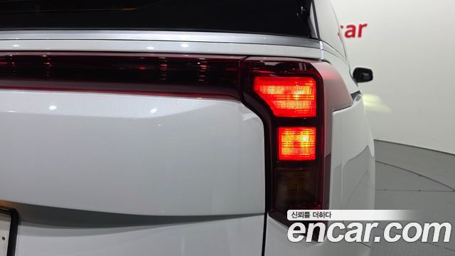 Kia Canival 2025 — photo 9