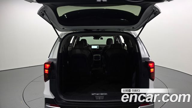 Kia Canival 2025 — photo 33