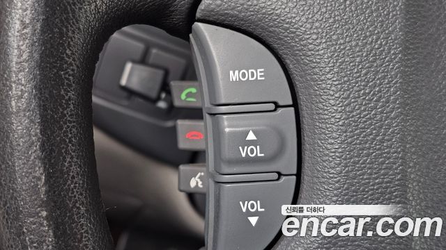Kia Canival 2013 — photo 23