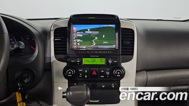 Kia Canival 2013 — photo 25
