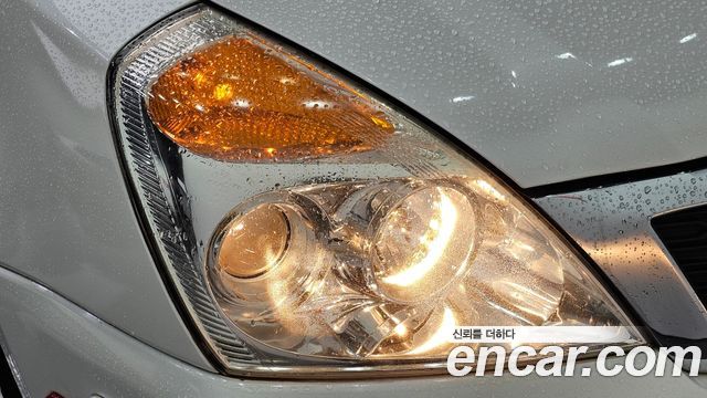 Kia Canival 2013 — photo 8