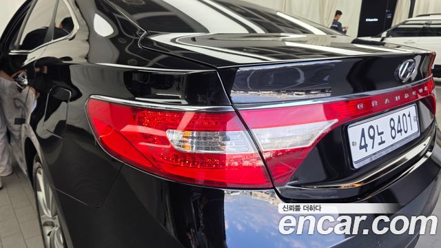 Hyundai Grandeur 2016 — photo 9