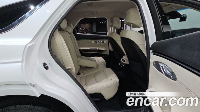 Genesis GV70 2023 — photo 18