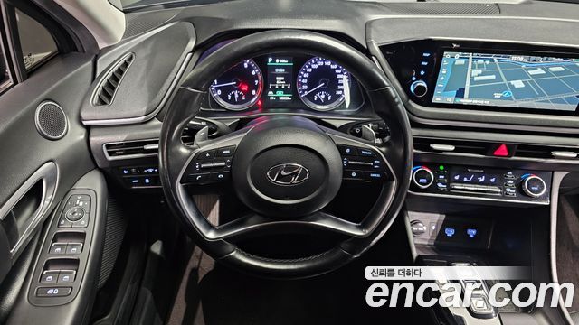 Hyundai Sonata 2022 — photo 13