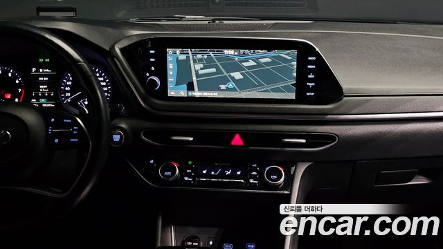 Hyundai Sonata 2022 — photo 14