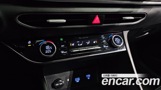 Hyundai Sonata 2022 — photo 18