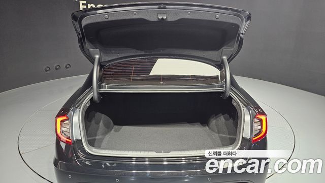 Hyundai Sonata 2022 — photo 20