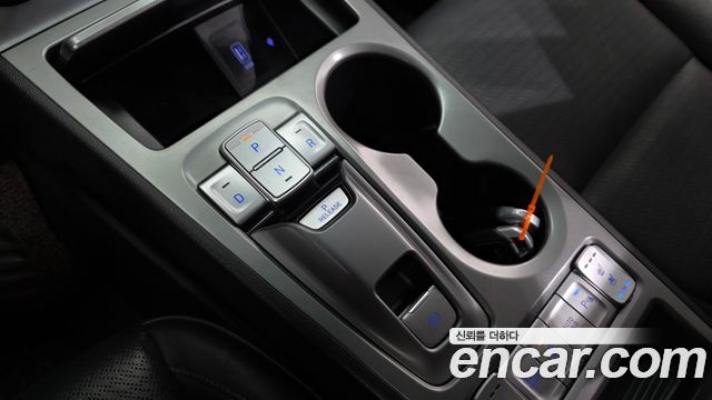Hyundai Kona 2020 — photo 12