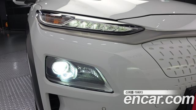 Hyundai Kona 2020 — photo 8