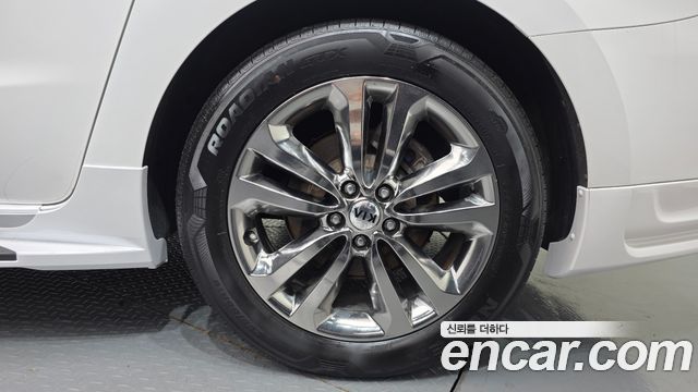 Kia Canival 2018 — photo 7