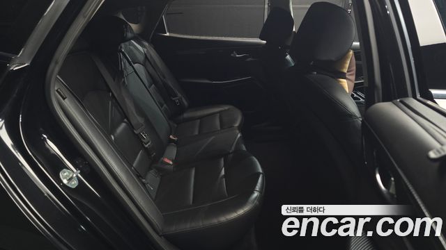 Kia K7 2019 — photo 11