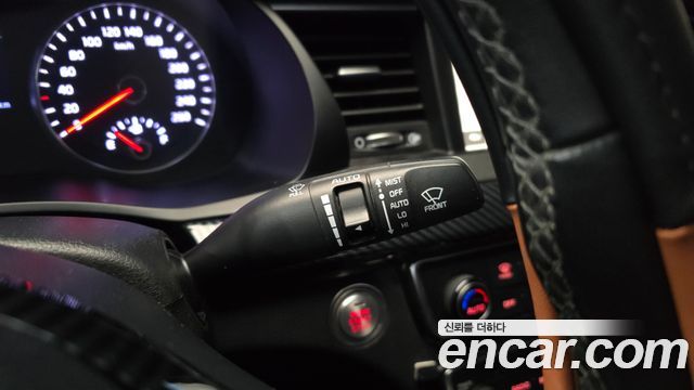 Kia K7 2019 — photo 16