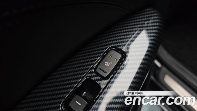 Kia K7 2019 — photo 17