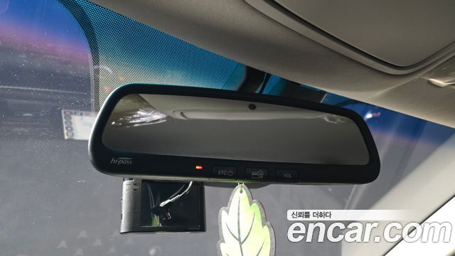 Kia K7 2019 — photo 19