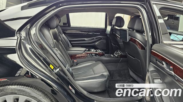 Genesis EQ900 2016 — photo 17