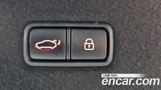 Genesis EQ900 2016 — photo 23