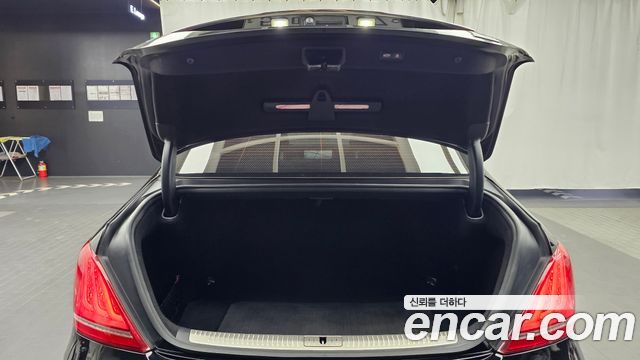Genesis EQ900 2016 — photo 24