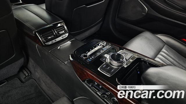 Genesis EQ900 2016 — photo 25